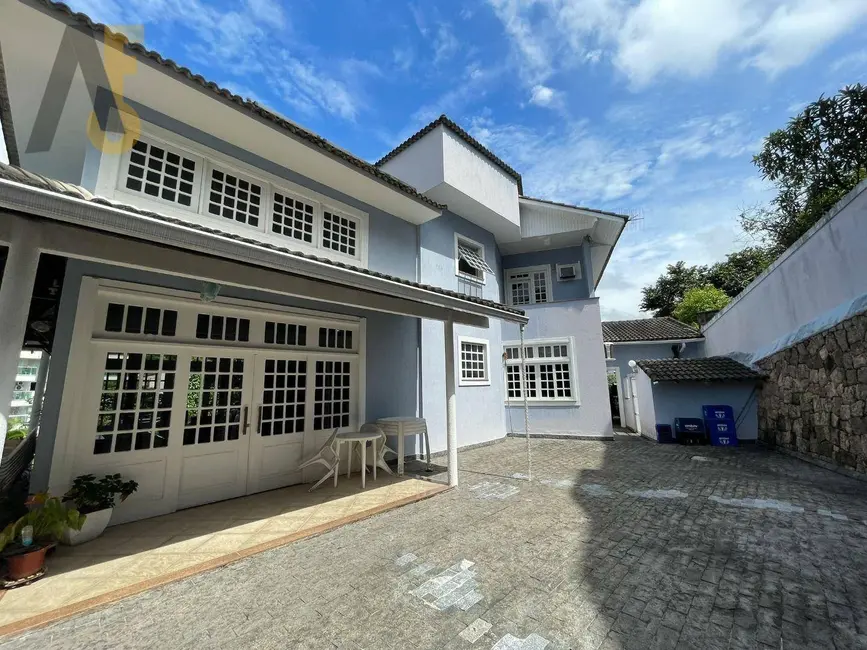 Casa de Condomínio com 4 quartos à venda, 616m2 em Freguesia (Jacarepaguá), Rio De Janeiro - RJ - imagem 8 Foto 8 de Casa de Condomínio com 4 quartos à venda, 616m2 em Freguesia (Jacarepaguá), Rio De Janeiro - RJ