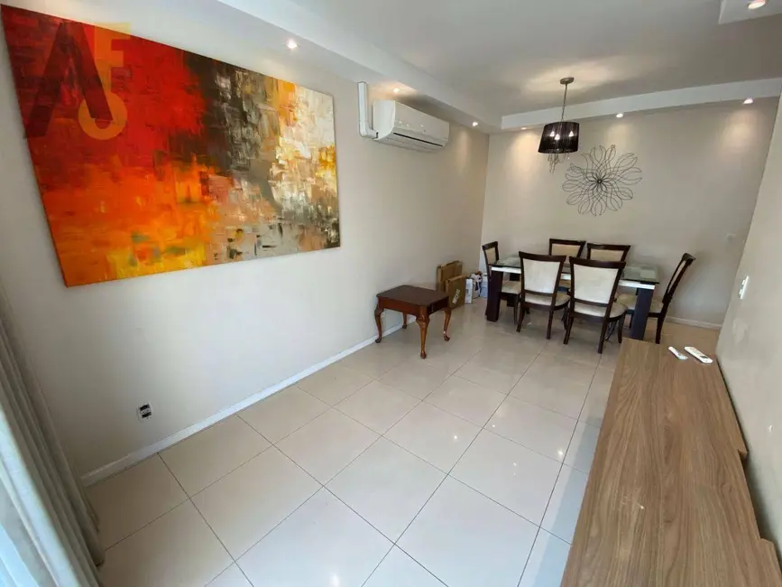 Foto 4 de Apartamento com 3 quartos à venda, 106m2 em Rio De Janeiro - RJ