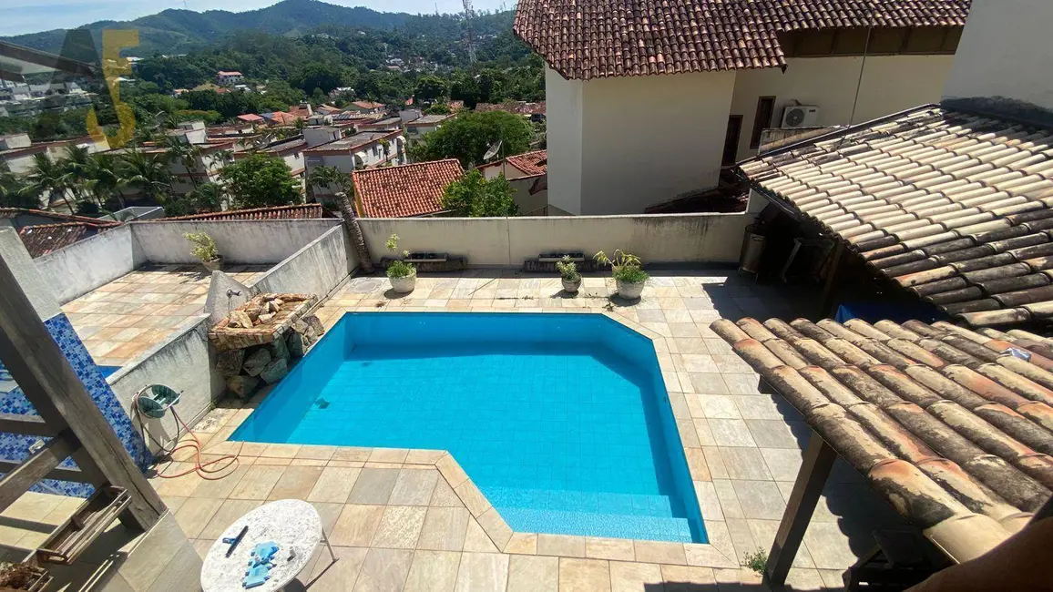 Casa de Condomínio com 4 quartos à venda, 429m2 em Rio De Janeiro - RJ - imagem 2 Foto 2 de Casa de Condomínio com 4 quartos à venda, 429m2 em Rio De Janeiro - RJ