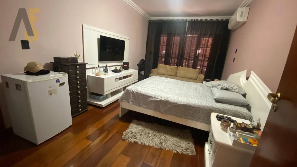 Casa de Condomínio com 4 quartos à venda, 429m2 em Rio De Janeiro - RJ - imagem 9 Foto 9 de Casa de Condomínio com 4 quartos à venda, 429m2 em Rio De Janeiro - RJ