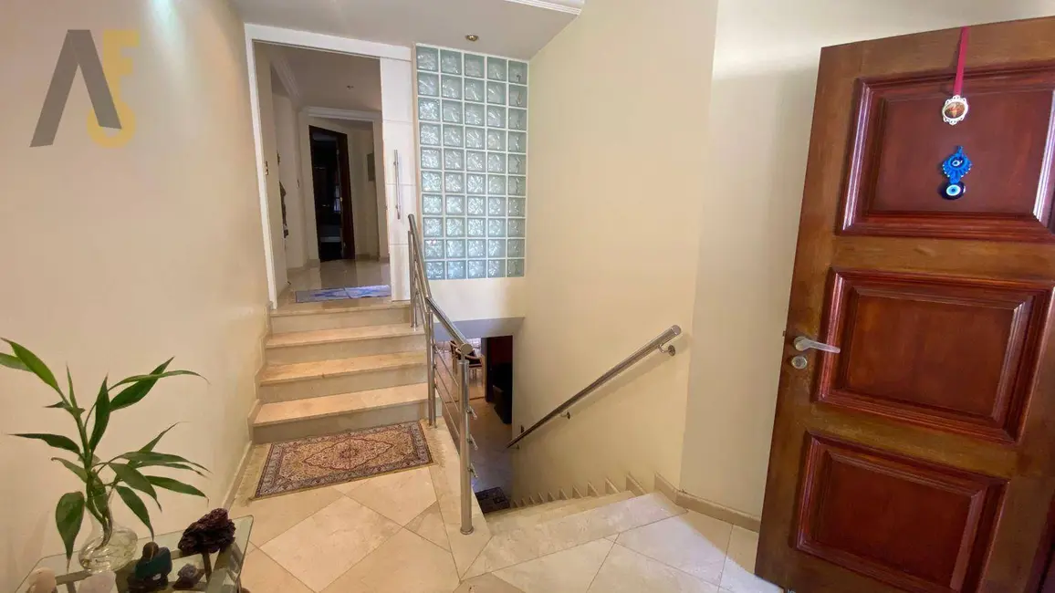 Casa de Condomínio com 4 quartos à venda, 429m2 em Rio De Janeiro - RJ - imagem 3 Foto 3 de Casa de Condomínio com 4 quartos à venda, 429m2 em Rio De Janeiro - RJ