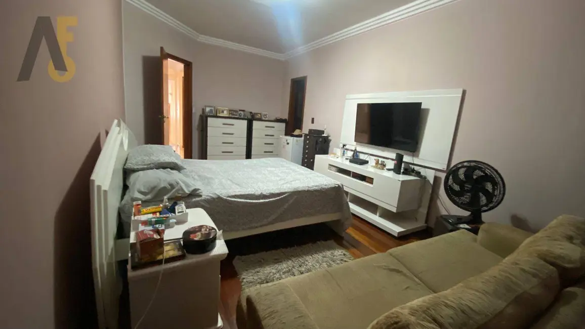 Casa de Condomínio com 4 quartos à venda, 429m2 em Rio De Janeiro - RJ - imagem 8 Foto 8 de Casa de Condomínio com 4 quartos à venda, 429m2 em Rio De Janeiro - RJ