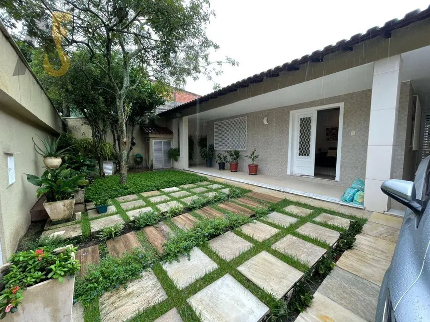 Foto 2 de Casa de Condomínio com 4 quartos à venda, 360m2 em Anil, Rio De Janeiro - RJ