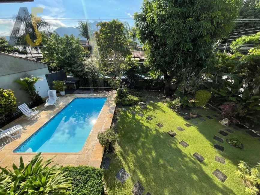 Casa de Condomínio com 4 quartos à venda, 490m2 em Anil, Rio De Janeiro - RJ - imagem 8 Foto 8 de Casa de Condomínio com 4 quartos à venda, 490m2 em Anil, Rio De Janeiro - RJ