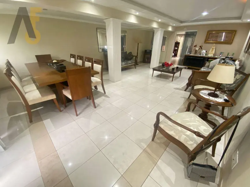 Casa de Condomínio com 4 quartos à venda, 367m2 em Rio De Janeiro - RJ - imagem 4 Foto 4 de Casa de Condomínio com 4 quartos à venda, 367m2 em Rio De Janeiro - RJ