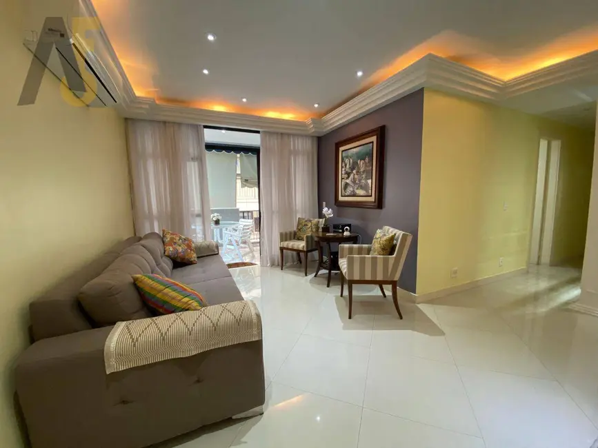 Foto 2 de Apartamento com 4 quartos à venda, 152m2 em Rio De Janeiro - RJ