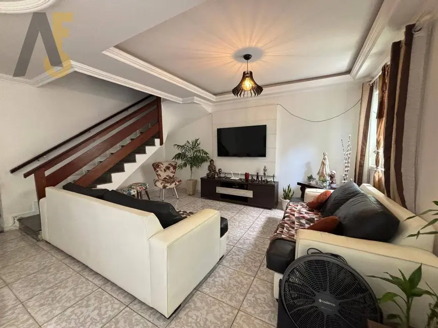 Casa com 3 quartos à venda, 128m2 em Anil, Rio De Janeiro - RJ - imagem 6 Foto 6 de Casa com 3 quartos à venda, 128m2 em Anil, Rio De Janeiro - RJ