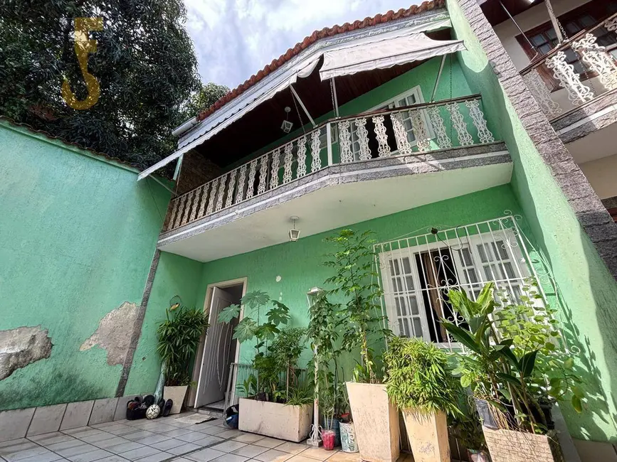 Casa com 3 quartos à venda, 128m2 em Anil, Rio De Janeiro - RJ - imagem 1 Foto 1 de Casa com 3 quartos à venda, 128m2 em Anil, Rio De Janeiro - RJ