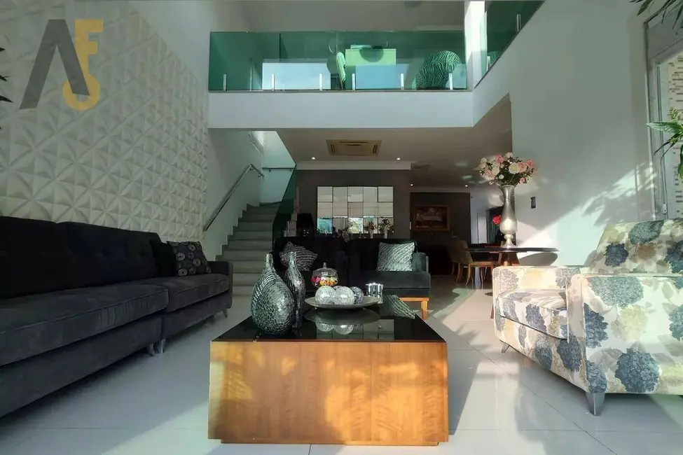 Casa de Condomínio com 4 quartos à venda, 485m2 em Jacarepaguá, Rio De Janeiro - RJ - imagem 4 Foto 4 de Casa de Condomínio com 4 quartos à venda, 485m2 em Jacarepaguá, Rio De Janeiro - RJ