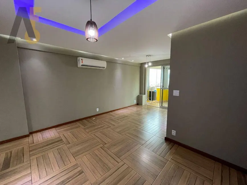 Foto 2 de Apartamento com 4 quartos à venda, 107m2 em Rio De Janeiro - RJ