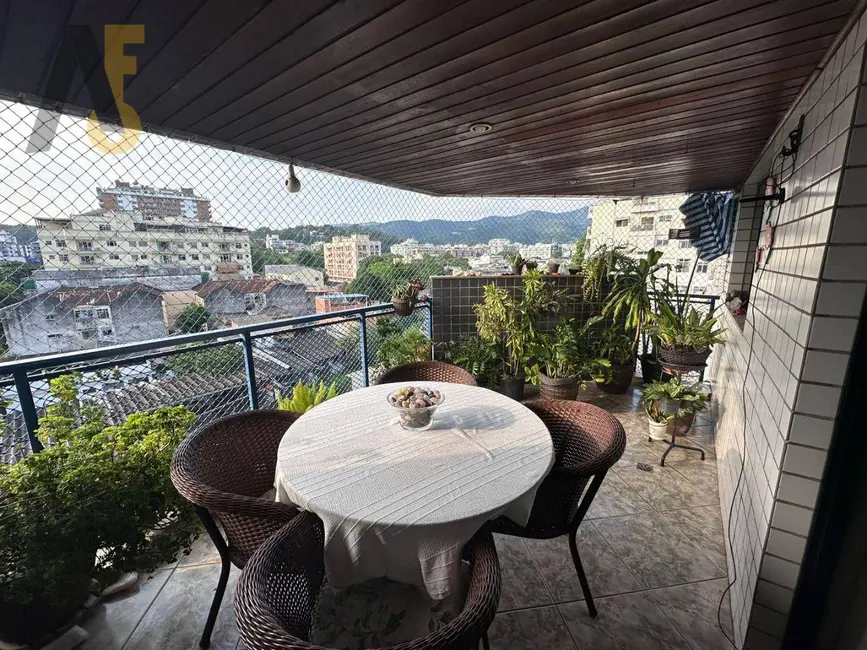 Foto 5 de Apartamento com 4 quartos à venda, 221m2 em Rio De Janeiro - RJ