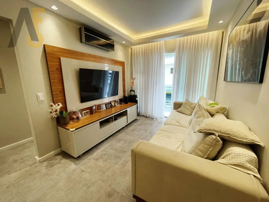 Foto 2 de Apartamento com 3 quartos à venda, 75m2 em Rio De Janeiro - RJ