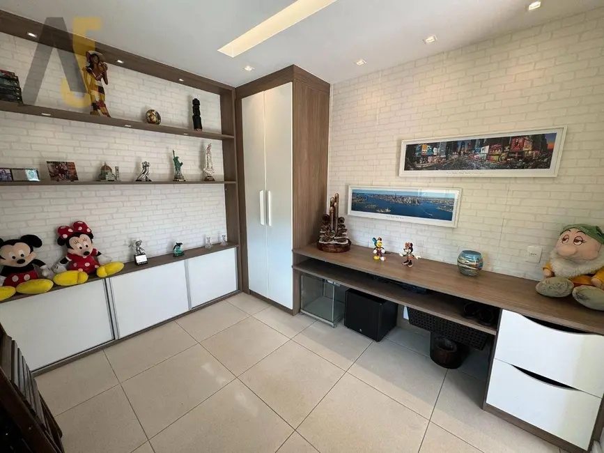 Cobertura com 4 quartos à venda, 223m2 em Rio De Janeiro - RJ - imagem 9 Foto 9 de Cobertura com 4 quartos à venda, 223m2 em Rio De Janeiro - RJ