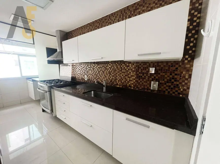 Foto 6 de Apartamento com 4 quartos à venda, 97m2 em Rio De Janeiro - RJ