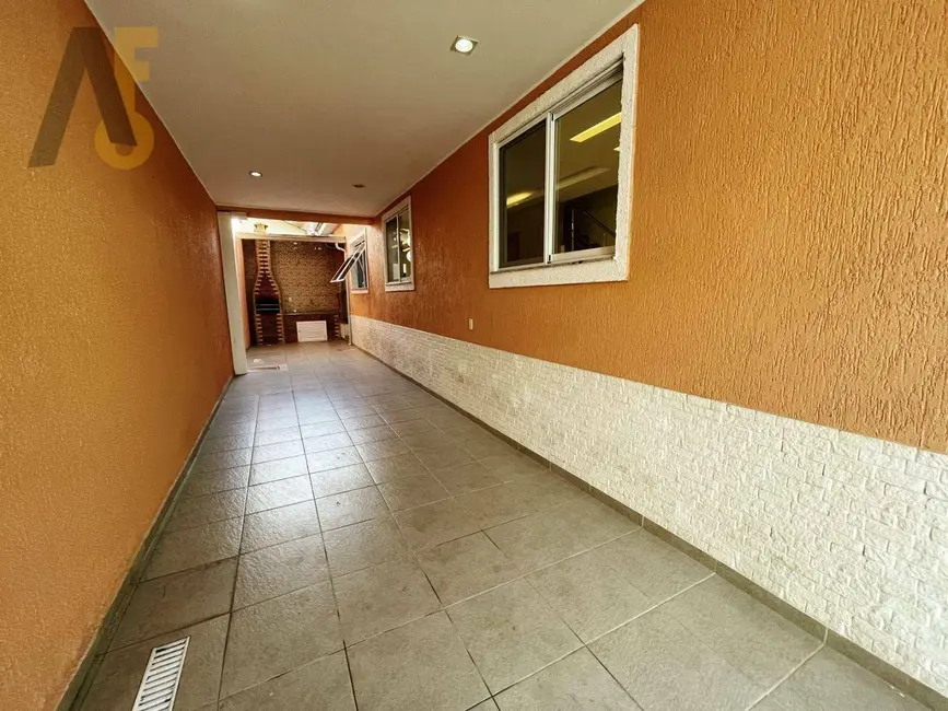 Foto 3 de Casa de Condomínio com 4 quartos à venda, 209m2 em Rio De Janeiro - RJ