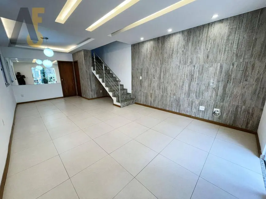 Foto 6 de Casa de Condomínio com 4 quartos à venda, 209m2 em Rio De Janeiro - RJ