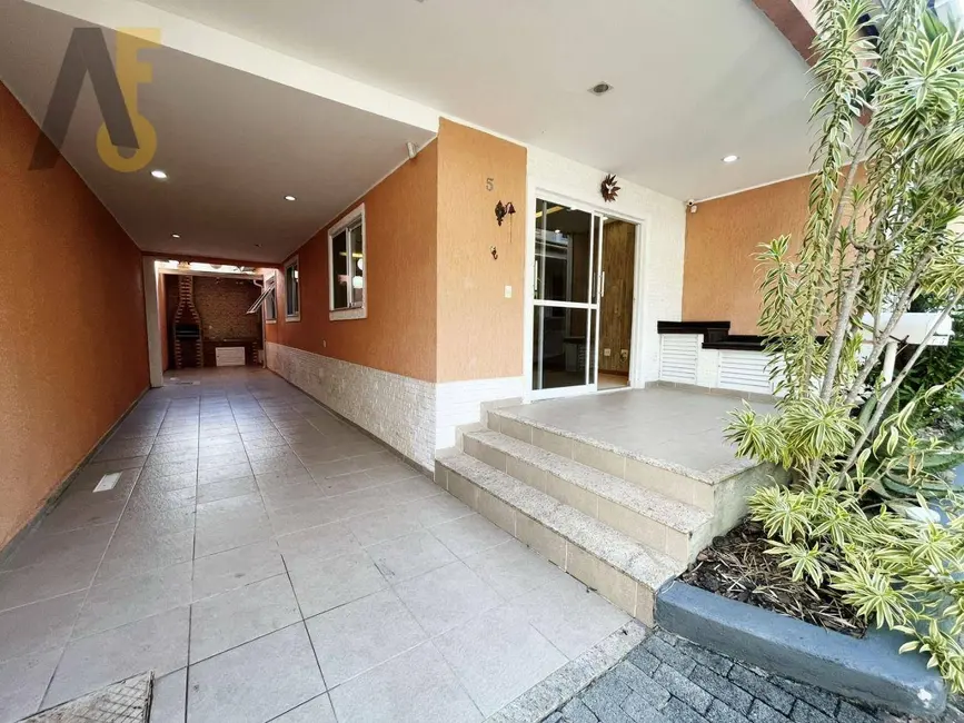 Foto 4 de Casa de Condomínio com 4 quartos à venda, 209m2 em Rio De Janeiro - RJ