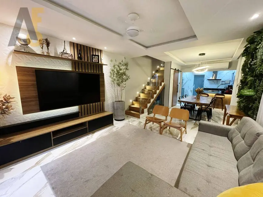Foto 1 de Casa de Condomínio com 3 quartos à venda, 209m2 em Rio De Janeiro - RJ