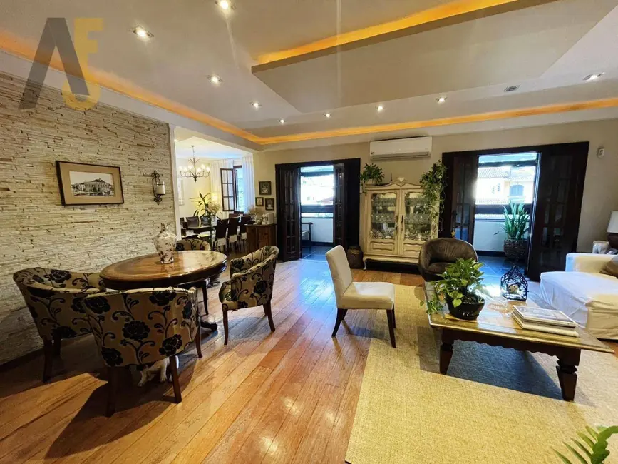 Foto 3 de Casa com 4 quartos à venda, 250m2 em Jacarepaguá, Rio De Janeiro - RJ