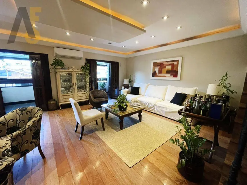 Foto 4 de Casa com 4 quartos à venda, 250m2 em Jacarepaguá, Rio De Janeiro - RJ