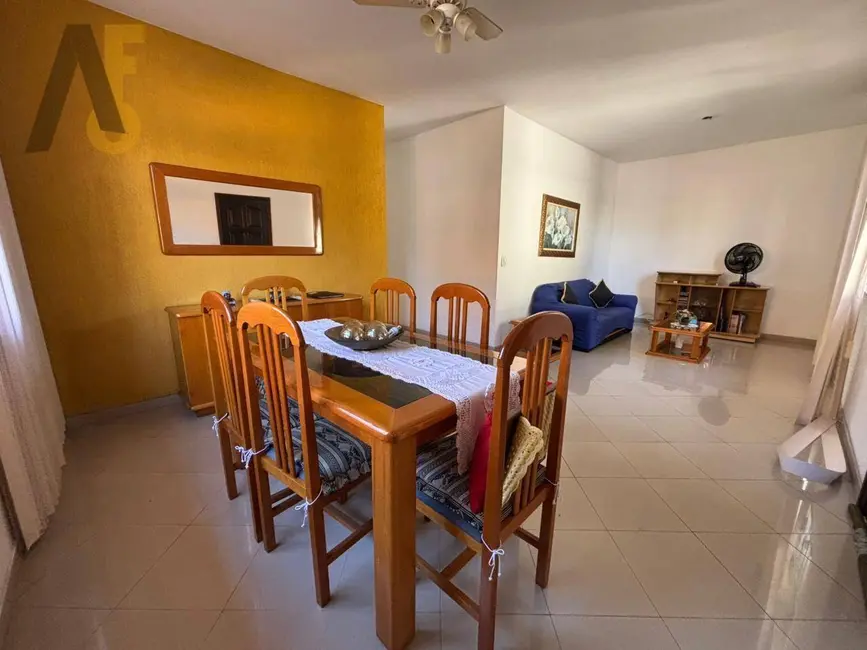 Casa de Condomínio com 3 quartos à venda, 381m2 em Anil, Rio De Janeiro - RJ - imagem 9 Foto 9 de Casa de Condomínio com 3 quartos à venda, 381m2 em Anil, Rio De Janeiro - RJ