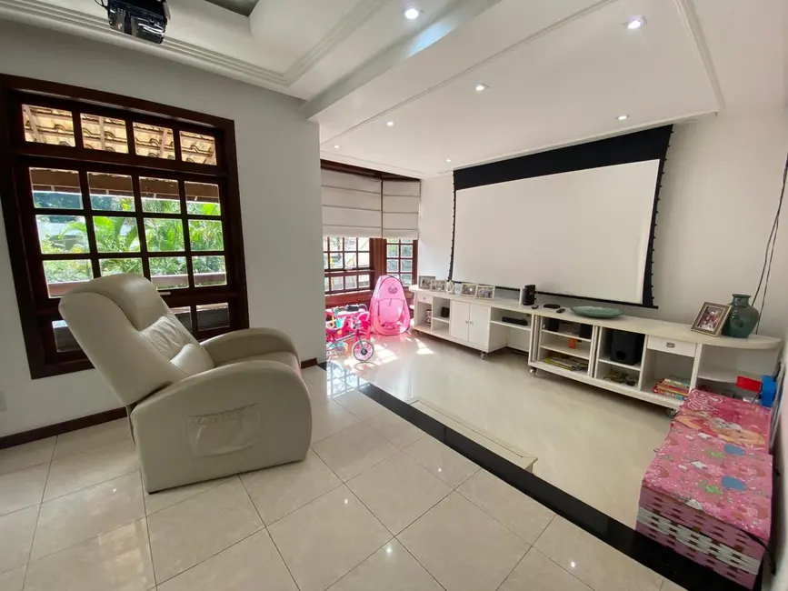 Foto 3 de Casa de Condomínio com 5 quartos à venda, 990m2 em Jacarepaguá, Rio De Janeiro - RJ