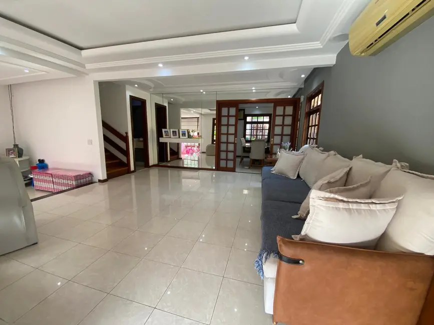 Foto 4 de Casa de Condomínio com 5 quartos à venda, 990m2 em Jacarepaguá, Rio De Janeiro - RJ
