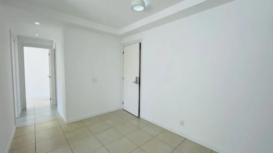 Foto 7 de Apartamento com 2 quartos à venda, 74m2 em Rio De Janeiro - RJ