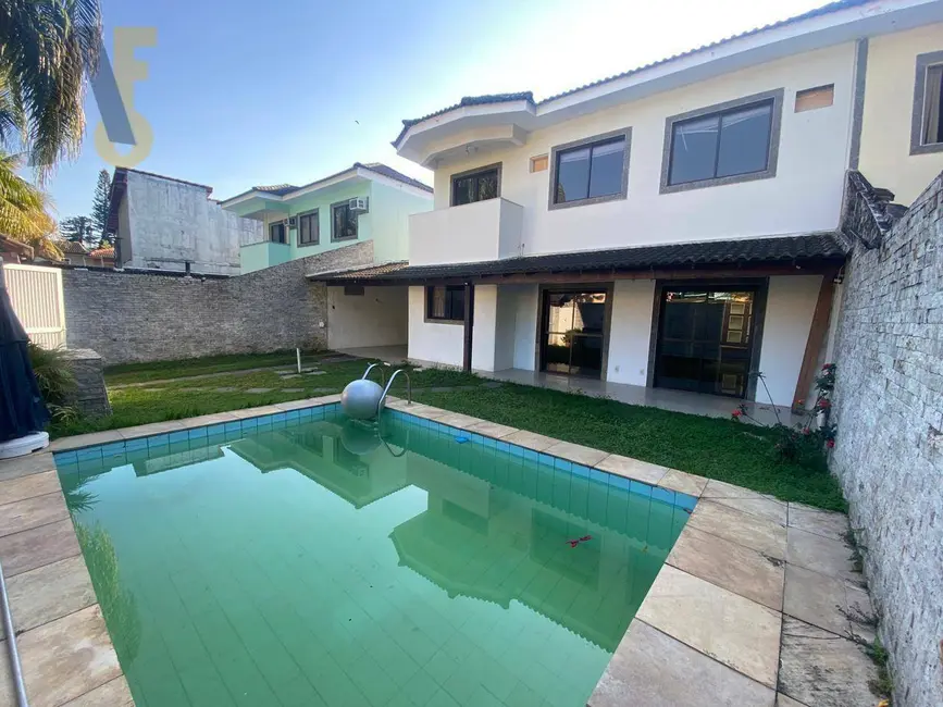 Foto 2 de Casa de Condomínio com 3 quartos à venda, 185m2 em Anil, Rio De Janeiro - RJ