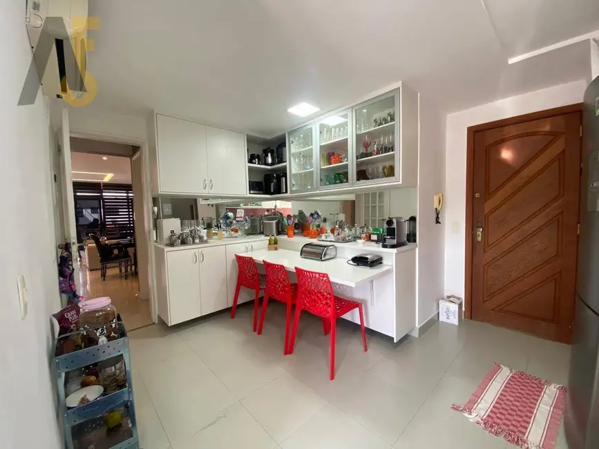 Foto 6 de Apartamento com 3 quartos à venda, 180m2 em Rio De Janeiro - RJ
