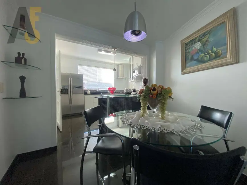 Casa de Condomínio com 4 quartos à venda, 296m2 em Rio De Janeiro - RJ - imagem 9 Foto 9 de Casa de Condomínio com 4 quartos à venda, 296m2 em Rio De Janeiro - RJ