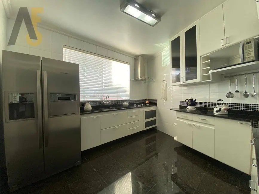 Casa de Condomínio com 4 quartos à venda, 296m2 em Rio De Janeiro - RJ - imagem 7 Foto 7 de Casa de Condomínio com 4 quartos à venda, 296m2 em Rio De Janeiro - RJ