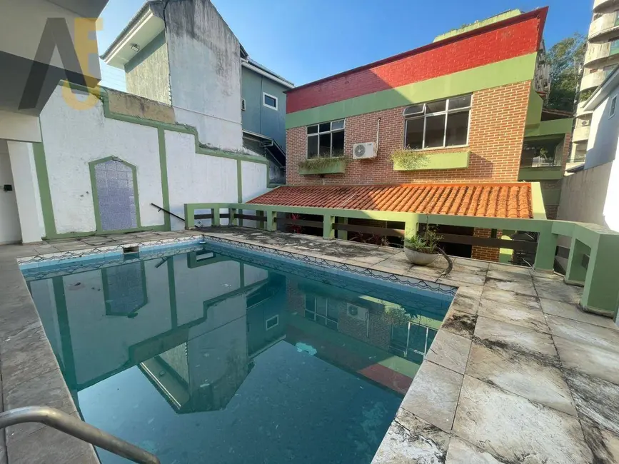Foto 1 de Casa com 5 quartos à venda, 402m2 em Rio De Janeiro - RJ
