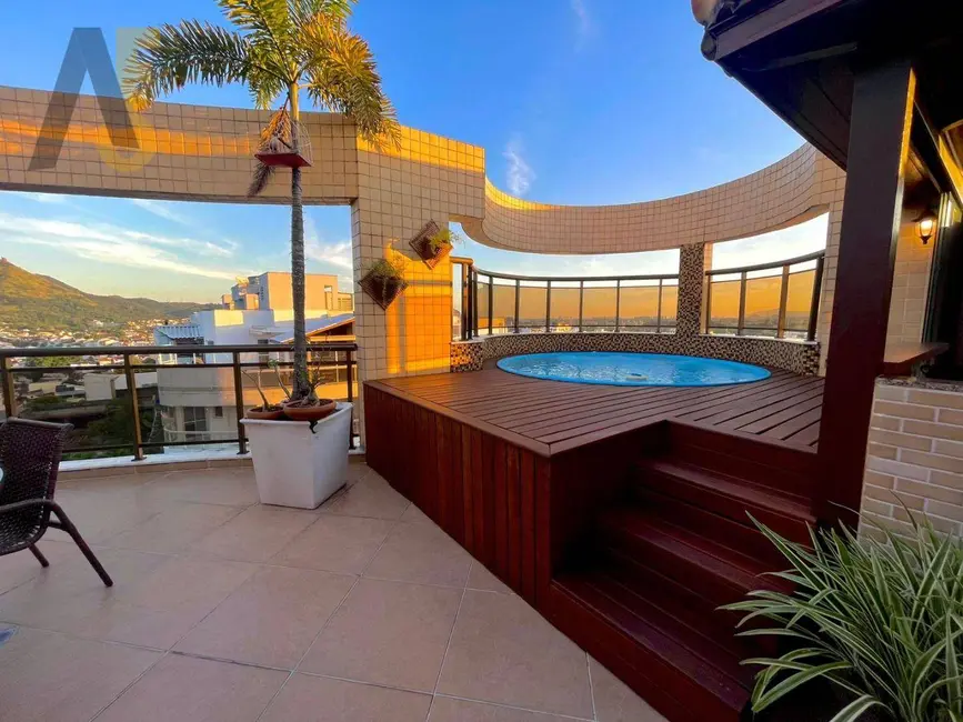 Foto 6 de Cobertura com 4 quartos à venda, 227m2 em Rio De Janeiro - RJ