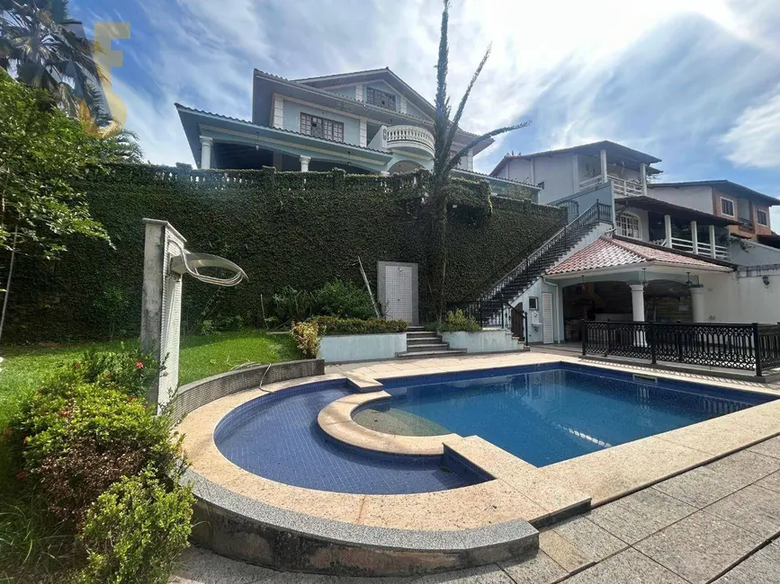 Casa de Condomínio com 5 quartos à venda, 666m2 em Pechincha, Rio De Janeiro - RJ - imagem 1 Foto 1 de Casa de Condomínio com 5 quartos à venda, 666m2 em Pechincha, Rio De Janeiro - RJ