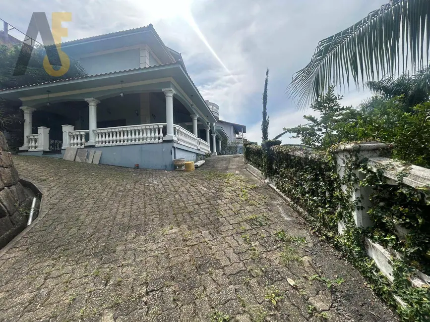 Casa de Condomínio com 5 quartos à venda, 666m2 em Pechincha, Rio De Janeiro - RJ - imagem 3 Foto 3 de Casa de Condomínio com 5 quartos à venda, 666m2 em Pechincha, Rio De Janeiro - RJ