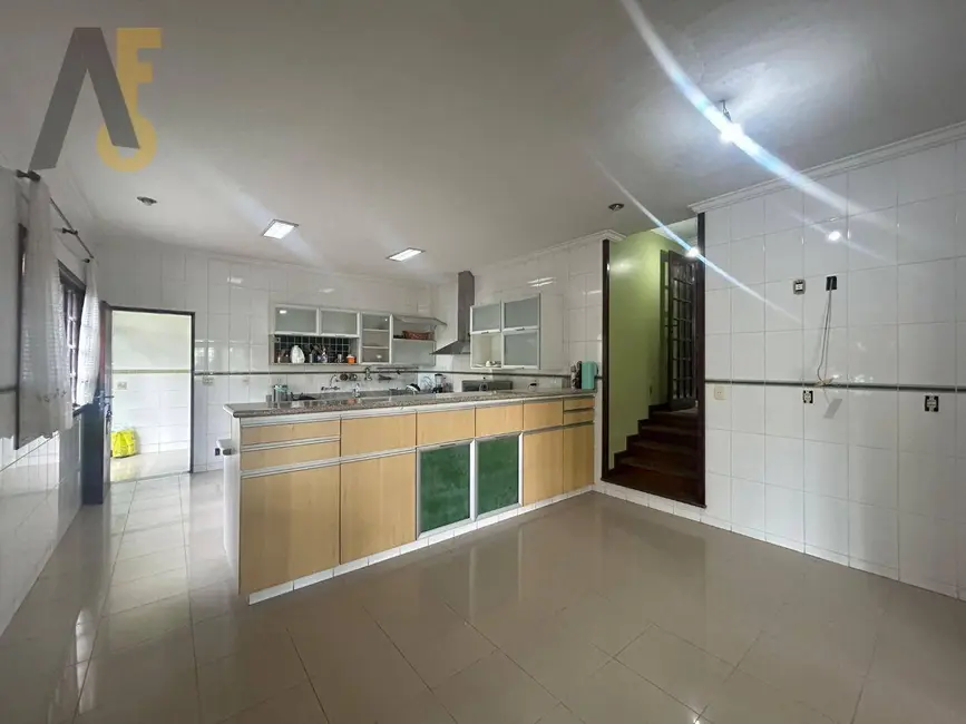 Casa de Condomínio com 5 quartos à venda, 666m2 em Pechincha, Rio De Janeiro - RJ - imagem 8 Foto 8 de Casa de Condomínio com 5 quartos à venda, 666m2 em Pechincha, Rio De Janeiro - RJ
