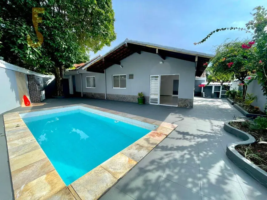 Foto 1 de Casa de Condomínio com 3 quartos à venda, 290m2 em Anil, Rio De Janeiro - RJ