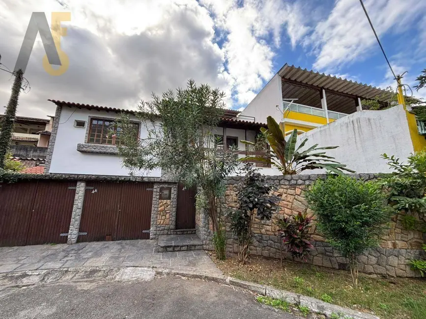 Foto 2 de Casa com 3 quartos à venda, 185m2 em Taquara, Rio De Janeiro - RJ