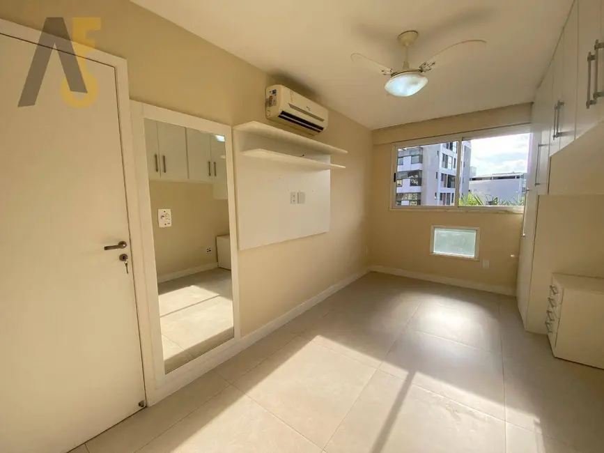 Apartamento com 2 quartos à venda, 81m2 em Rio De Janeiro - RJ - imagem 9 Foto 9 de Apartamento com 2 quartos à venda, 81m2 em Rio De Janeiro - RJ