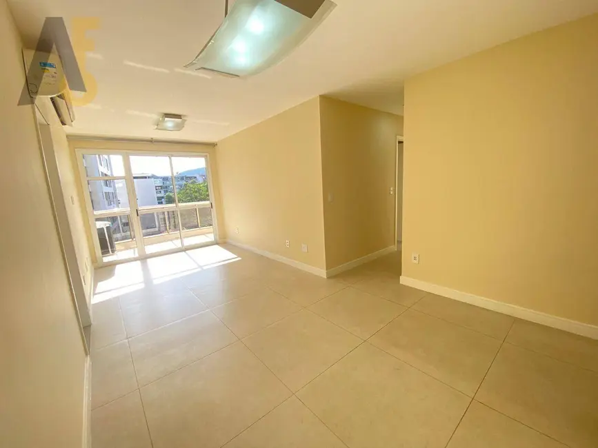 Apartamento com 2 quartos à venda, 81m2 em Rio De Janeiro - RJ - imagem 3 Foto 3 de Apartamento com 2 quartos à venda, 81m2 em Rio De Janeiro - RJ