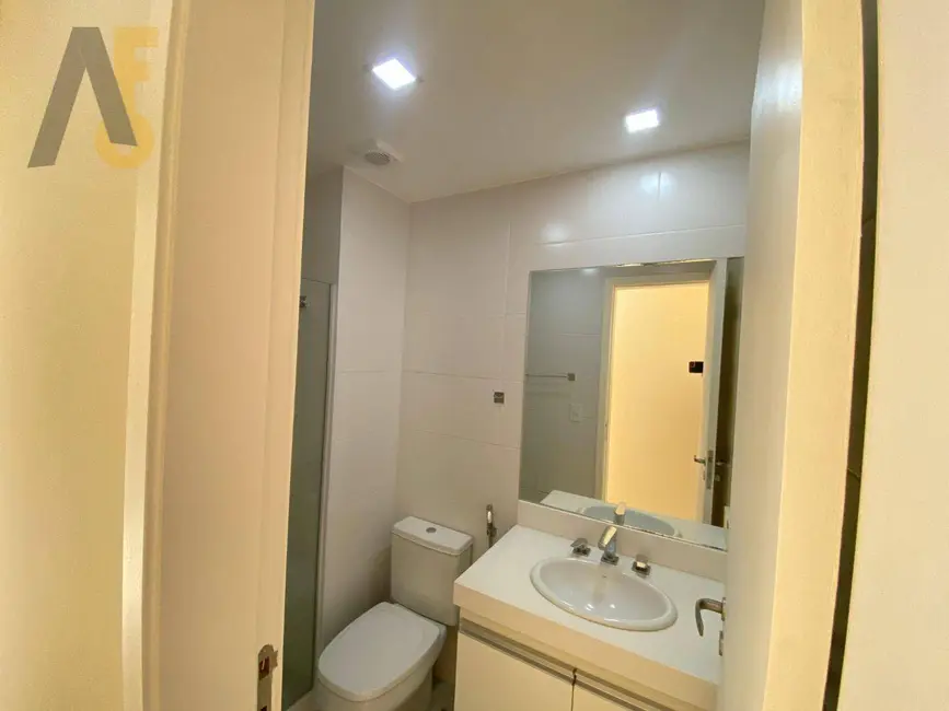 Apartamento com 2 quartos à venda, 81m2 em Rio De Janeiro - RJ - imagem 8 Foto 8 de Apartamento com 2 quartos à venda, 81m2 em Rio De Janeiro - RJ