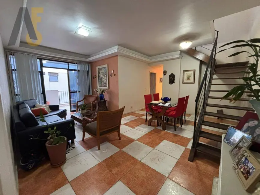 Cobertura com 4 quartos à venda, 305m2 em Rio De Janeiro - RJ - imagem 1 Foto 1 de Cobertura com 4 quartos à venda, 305m2 em Rio De Janeiro - RJ