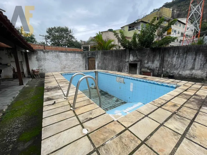 Casa de Condomínio com 3 quartos à venda, 380m2 em Anil, Rio De Janeiro - RJ - imagem 3 Foto 3 de Casa de Condomínio com 3 quartos à venda, 380m2 em Anil, Rio De Janeiro - RJ