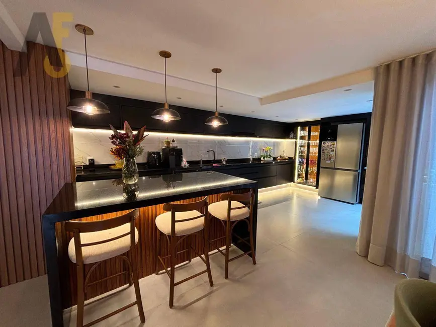 Casa de Condomínio com 2 quartos à venda, 180m2 em Anil, Rio De Janeiro - RJ - imagem 5 Foto 5 de Casa de Condomínio com 2 quartos à venda, 180m2 em Anil, Rio De Janeiro - RJ