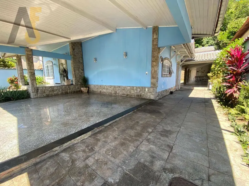 Casa de Condomínio com 6 quartos à venda, 386m2 em Anil, Rio De Janeiro - RJ - imagem 3 Foto 3 de Casa de Condomínio com 6 quartos à venda, 386m2 em Anil, Rio De Janeiro - RJ