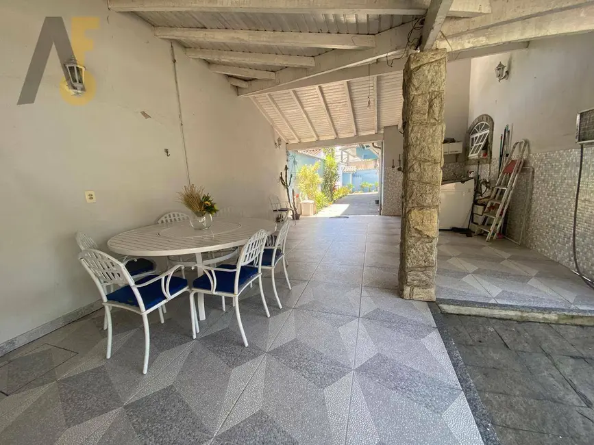 Casa de Condomínio com 6 quartos à venda, 386m2 em Anil, Rio De Janeiro - RJ - imagem 4 Foto 4 de Casa de Condomínio com 6 quartos à venda, 386m2 em Anil, Rio De Janeiro - RJ