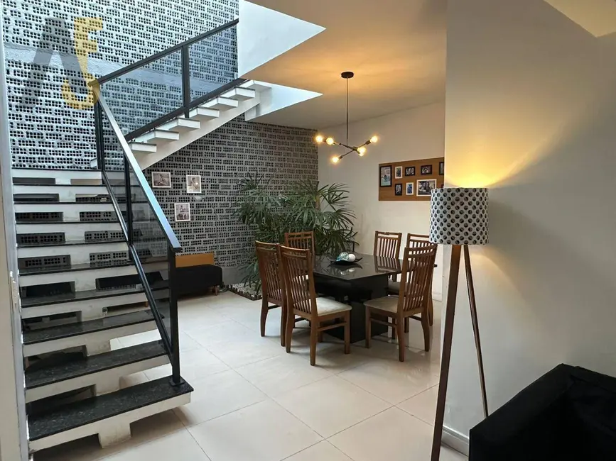Foto 4 de Casa com 4 quartos à venda, 378m2 em Rio De Janeiro - RJ