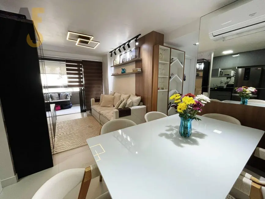 Foto 2 de Apartamento com 2 quartos à venda, 62m2 em Rio De Janeiro - RJ