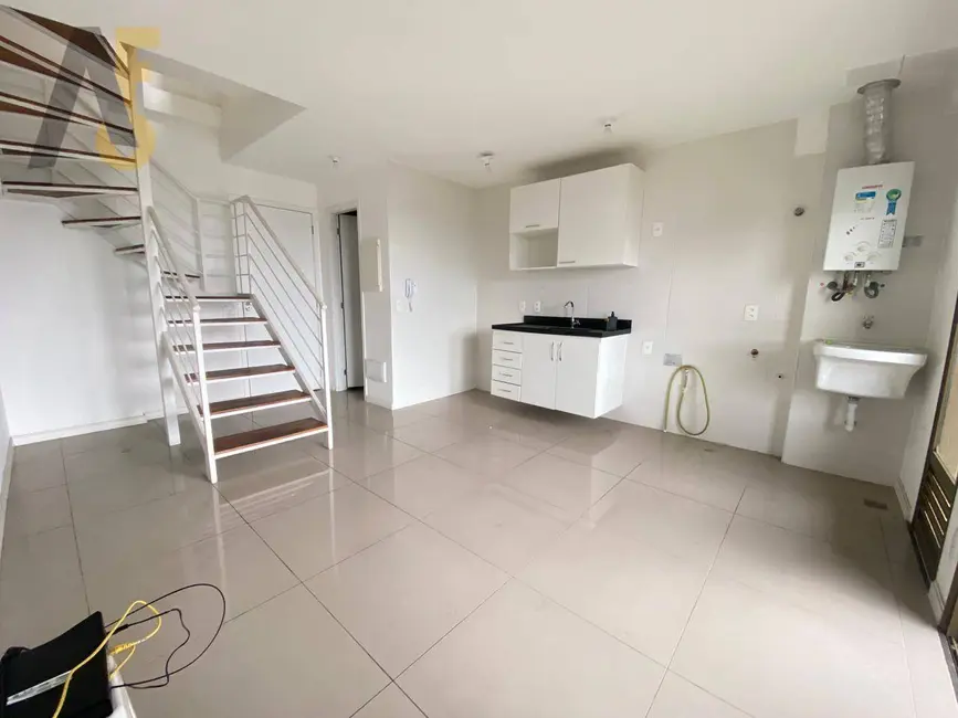 Cobertura com 1 quarto à venda, 56m2 em Pechincha, Rio De Janeiro - RJ - imagem 6 Foto 6 de Cobertura com 1 quarto à venda, 56m2 em Pechincha, Rio De Janeiro - RJ